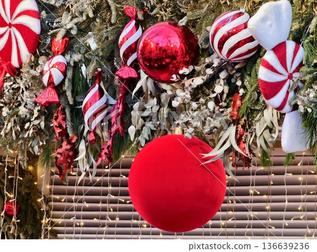 Intricate Closeup Of Festive Wreath Adorned With Shiny Baubles And Dried Decorative Elements 136639236