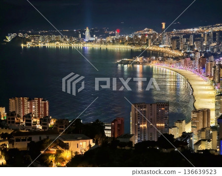 Vivid Shoreline Walkway Curves Along Bay Offering Lively Entertainment And Scenic Photography Opportunities 136639523