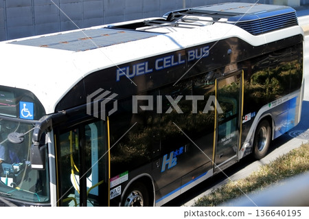 氫燃料電池公車圖片 氫燃料電池公車圖片 136640195
