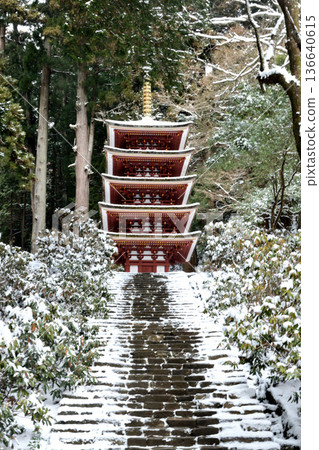 Muroji Temple (Five-Story Pagoda) [Muro, Uda City, Nara Prefecture] 136640615