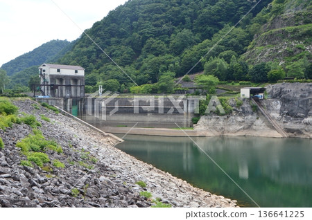 Hirose Dam (Yamanashi Yamanashi Prefecture Mitomi Kawaura Fami Hirose) 136641225