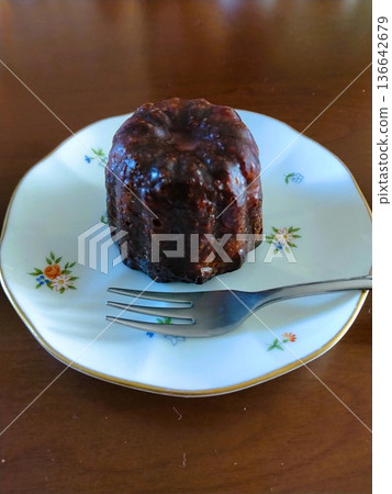 Fashionable restaurant Fashionable restaurant 136642679