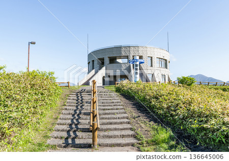初夏的海洋台展望台：位於北海道中柴別市，從這裡可以眺望到圓潤的地球。 136645006