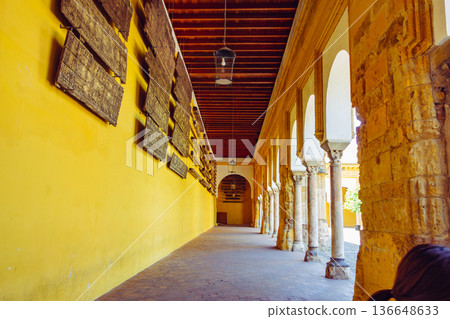 科爾多瓦清真寺迴廊 136648633