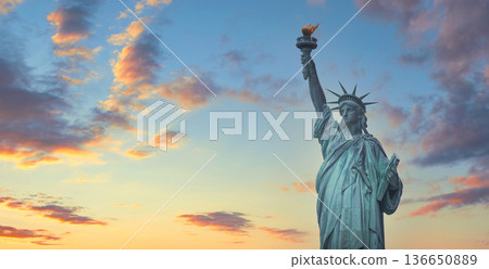symbol of New York Statue of America symbol of New York Statue of America 136650889