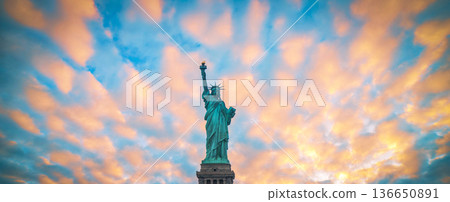 Statue of Liberty.  Manhattan 136650891