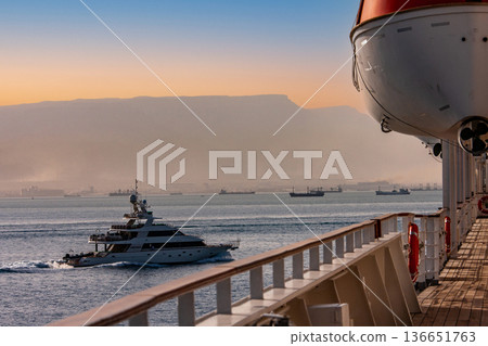 蘇伊士灣 136651763