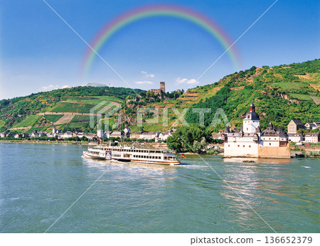 Spectacular view of the Rhine River castle, Pfalz Castle 136652379