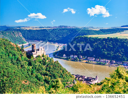 Spectacular views of Katz Castle on the Rhine Spectacular views of Katz Castle on the Rhine 136652451