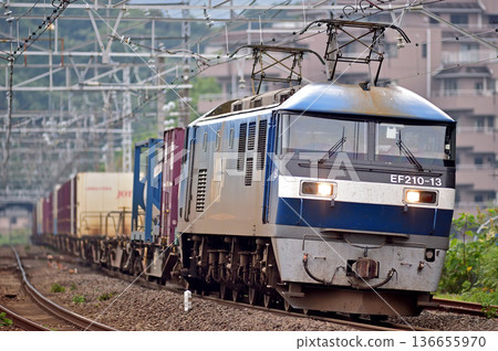 東海道本線真鶴JR貨運EF210-13(岡山) 東海道本線真鶴JR貨運EF210-13(岡山) 136655970