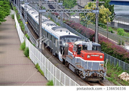 Tokaido Main Line, Sakuragicho-Higashi-Takashima, JR Freight, DE10-1749 + Tokyu 3020 series, 3123 train, Class A transport 136656336