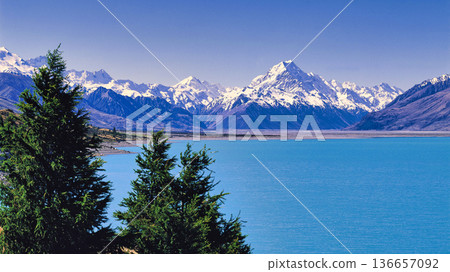 Spectacular views of Aoraki Mount Cook National Park Spectacular views of Aoraki Mount Cook National Park 136657092