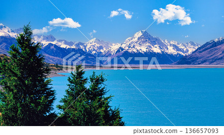 Spectacular views of Aoraki Mount Cook National Park Spectacular views of Aoraki Mount Cook National Park 136657093