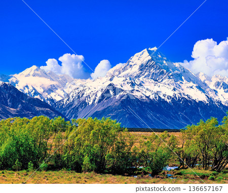 Spectacular views of Aoraki Mount Cook National Park Spectacular views of Aoraki Mount Cook National Park 136657167