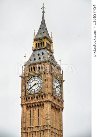Big Ben with Houses of Parliament and Westminster bridge in London, England, United Kingdom Big Ben with Houses of Parliament and Westminster bridge in London, England, United Kingdom 136657454