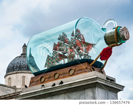 Ship in a bottle statue in the middle of Trafalgar Square in London, England, United Kingdom Ship in a bottle statue in the middle of Trafalgar Square in London, England, United Kingdom 136657476