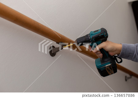 鑽 工具 男人 136657886