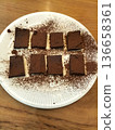 Gateau chocolat  136658361