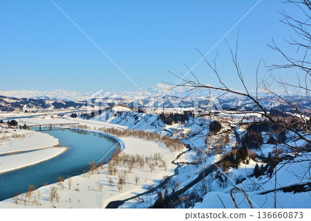 信濃川·越後Miyama冬季場景 136660873