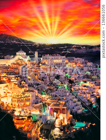 Beautiful sunset view of the cliff town of Santorini 136661056