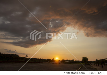 Bicycle path along the Geumgang River 136663219