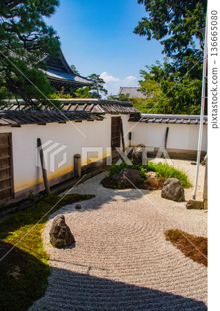 [Kyoto Scenery] Nanzenji Temple (2) The small abbot's garden "Joshintei" 136665080