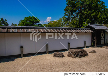 [Kyoto Scenery] Nanzenji Temple (2) The small abbot's garden "Joshintei" 136665097