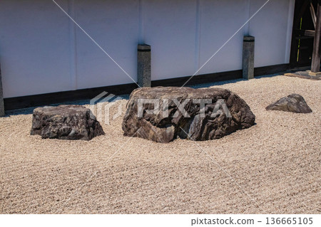 [Kyoto Scenery] Nanzenji Temple (2) The small abbot's garden "Joshintei" 136665105