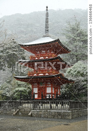 世界文化遺產,京都東山,清水寺,雪景 世界文化遺產,京都東山,清水寺,雪景 136666468