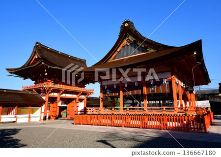 Kyoto Prefecture, Fushimi Inari Taisha Shrine, Outer Worship Hall & Tower Gate, Fukakusa Yabunouchicho, Fushimi Ward, Kyoto City Kyoto Prefecture, Fushimi Inari Taisha Shrine, Outer Worship Hall & Tower Gate, Fukakusa Yabunouchicho, Fushimi Ward, Kyoto City 136667180