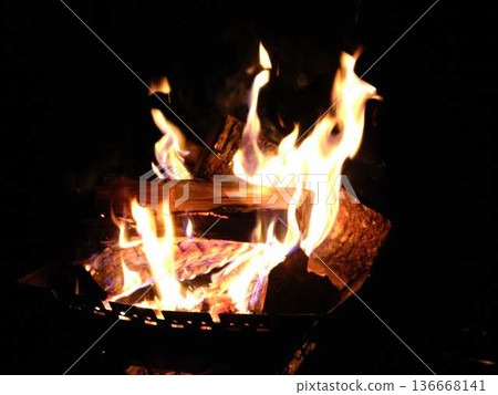 Bonfire at the campsite Bonfire at the campsite 136668141
