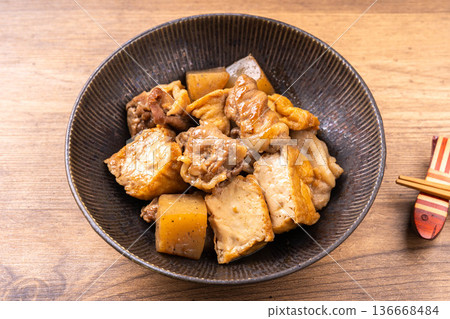 Sweet and spicy pork and deep-fried tofu Sweet and spicy pork and deep-fried tofu 136668484
