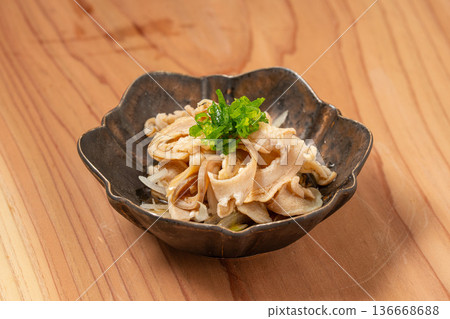 Sumote: A Hakata specialty delicacy seasoned with yuzu pepper 136668688