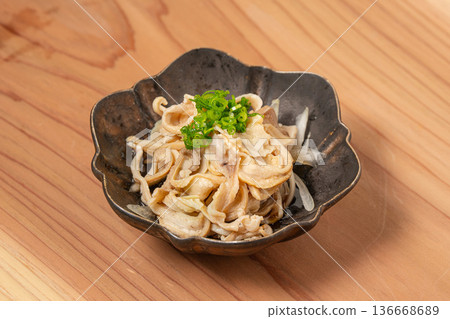 相撲：博多特產，以柚子胡椒調味 136668689