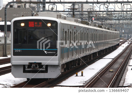 [OH] 冬季小田急線3000系列車（快速特快：新宿⇔小田原） 136669407