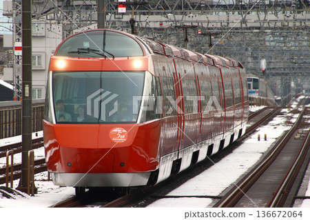 [OH] 小田急浪漫車在冬天（70000系列GSE車） 136672064