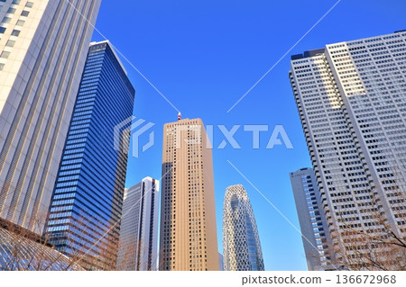 A magnificent panoramic view of the clear blue sky and Shinjuku's skyscrapers A magnificent panoramic view of the clear blue sky and Shinjuku's skyscrapers 136672968