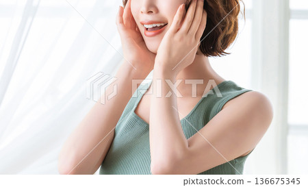 女性的美麗形象 女性的美麗形象 136675345