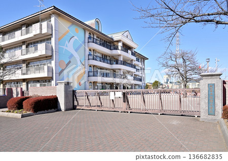 Walking around Koshigaya: Koshigaya Municipal Dewa Elementary School, Yanaka-cho, Koshigaya City Walking around Koshigaya: Koshigaya Municipal Dewa Elementary School, Yanaka-cho, Koshigaya City 136682835