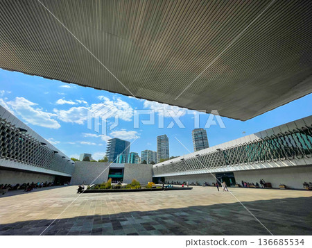墨西哥城國家人類學博物館庭院 136685534