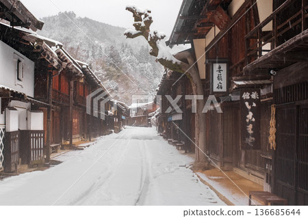 Tsumago-juku (winter) 136685644