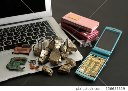 Rare metals contained in digital devices such as computers and mobile phones Rare metals contained in digital devices such as computers and mobile phones 136685839