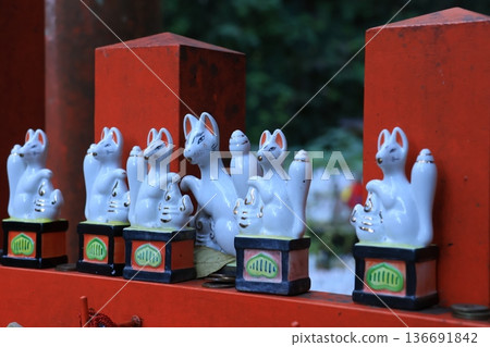 鎌倉的佐助稻荷神社，是一處供奉鎌狐的靈力聖地。 136691842