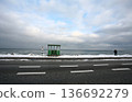 Coast north from Rungsted Kyst in Danmark 136692279