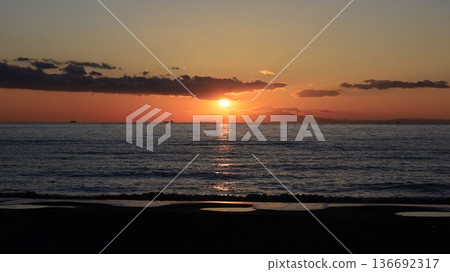 Sunset at Iwai Coast in Minamiboso City, Chiba Prefecture Sunset at Iwai Coast in Minamiboso City, Chiba Prefecture 136692317