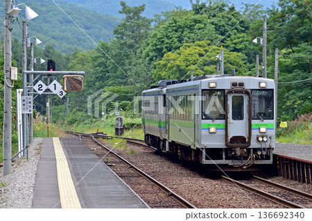 函館本線銀山JR北海道Kiha 150-15(Naeho) 函館本線銀山JR北海道Kiha 150-15(Naeho) 136692340