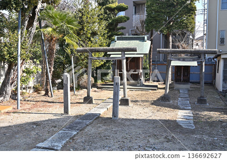 Walking around Koshigaya: Jodo sect Tengakuji Temple, Koshigaya Kannon Hall, Koshigaya City 136692627