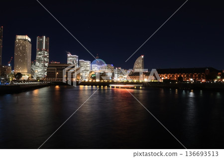Minato Mirai Christmas night view from Elephant's Nose Park 136693513