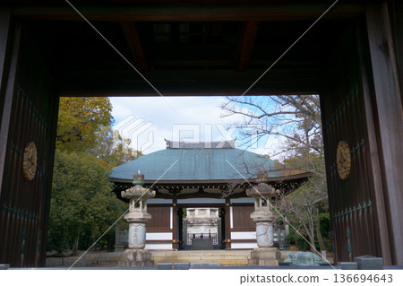 Kakuozan Nittaiji Temple - Tsutenmon Gate and Prayer Hall Kakuozan Nittaiji Temple - Tsutenmon Gate and Prayer Hall 136694643
