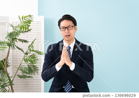 一個熱的男人 136696029